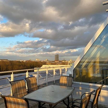 Riga Centre , Skyloft Apartment 178M2 Buitenkant foto